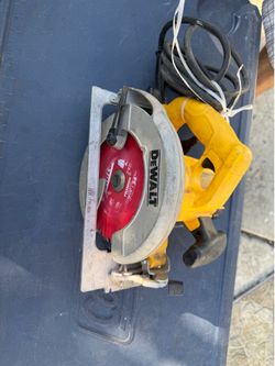 DEWALT circular saw