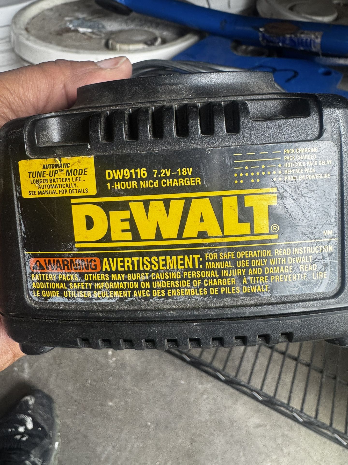 DeWALT 18v Charger