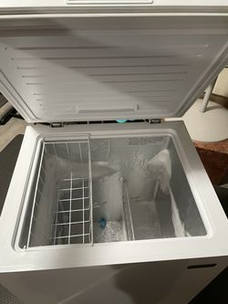 Deep Freezer 3.5 Cubic Feet for Sale in Mesa, AZ - OfferUp