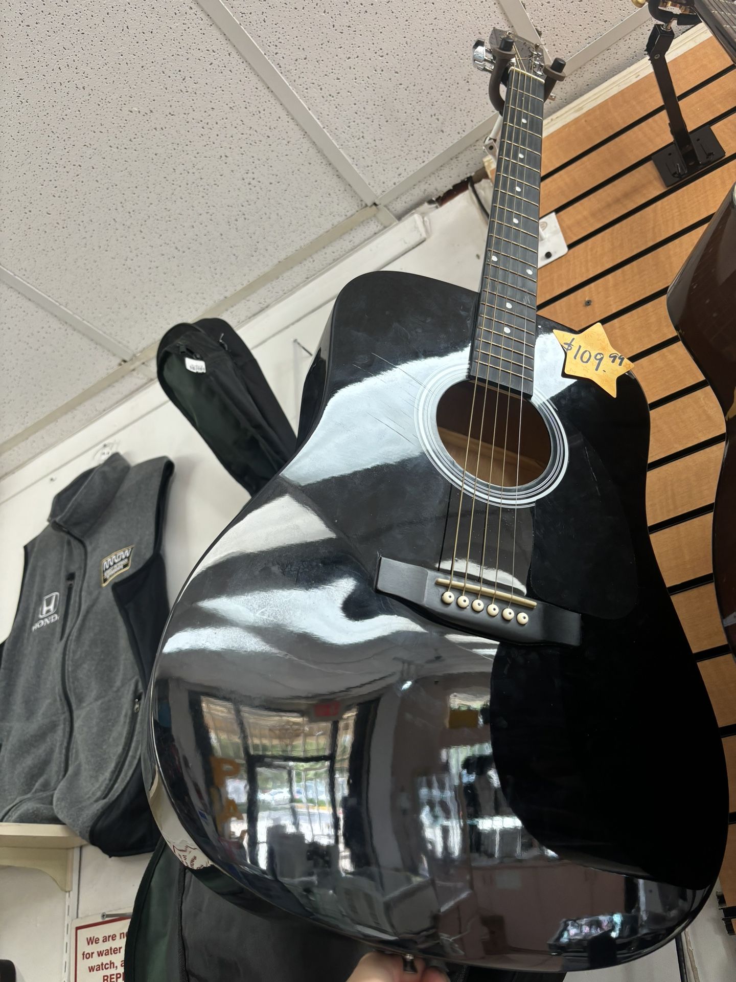 Black Guitar