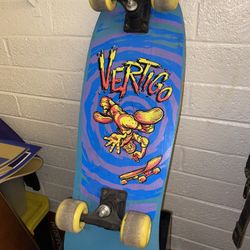 Valterra Vintage Skateboard Vertigo Trippy Artwork Read Description