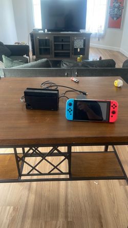 Nintendo switch/ case / full console, 150