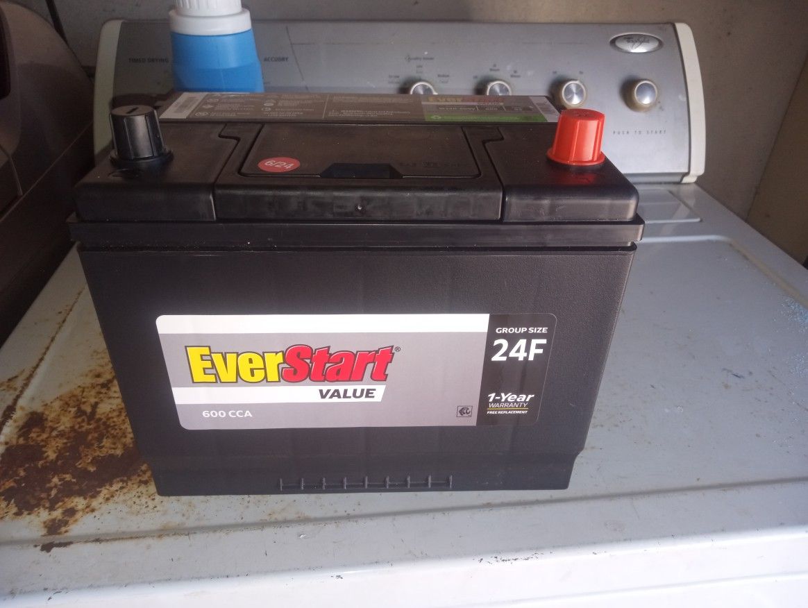Everstart Value Battery 