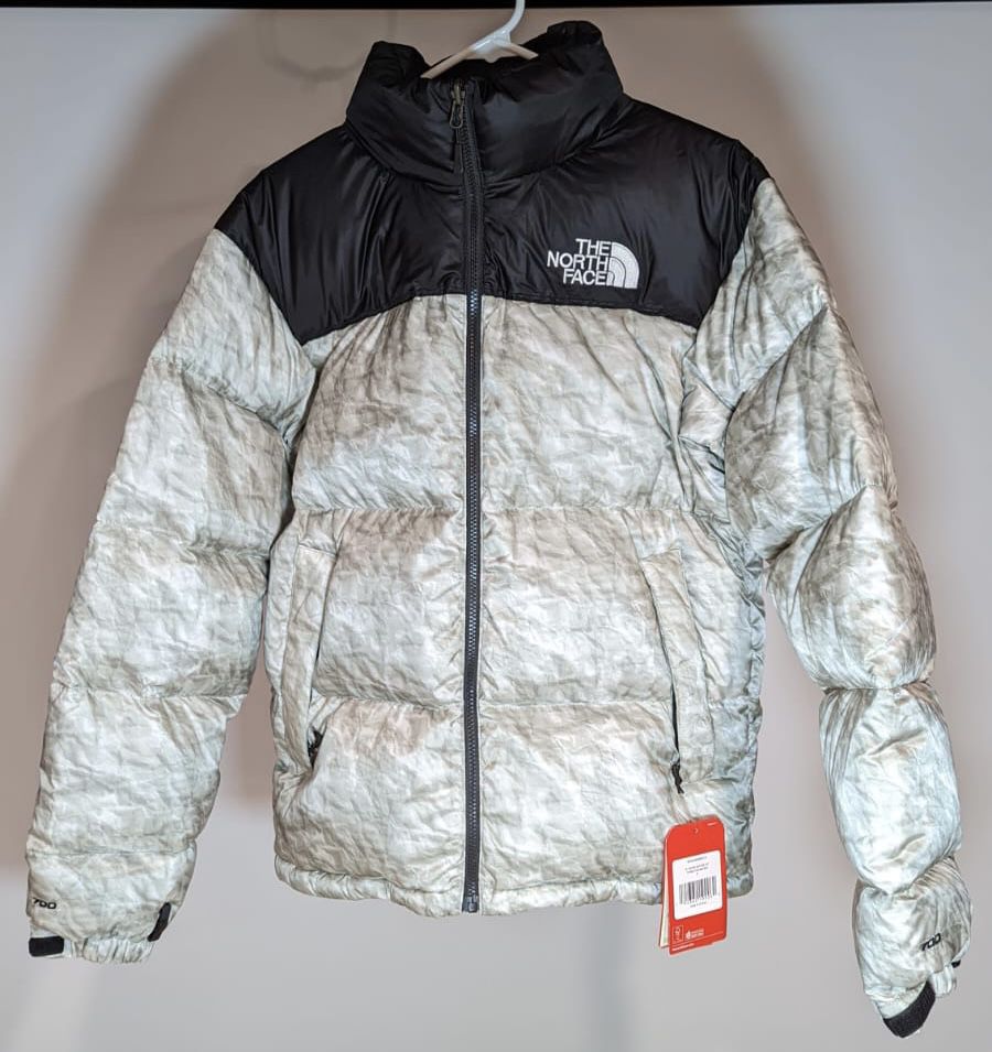 Supreme X North Face Paper Print Nuptse Jacket Size Small for 