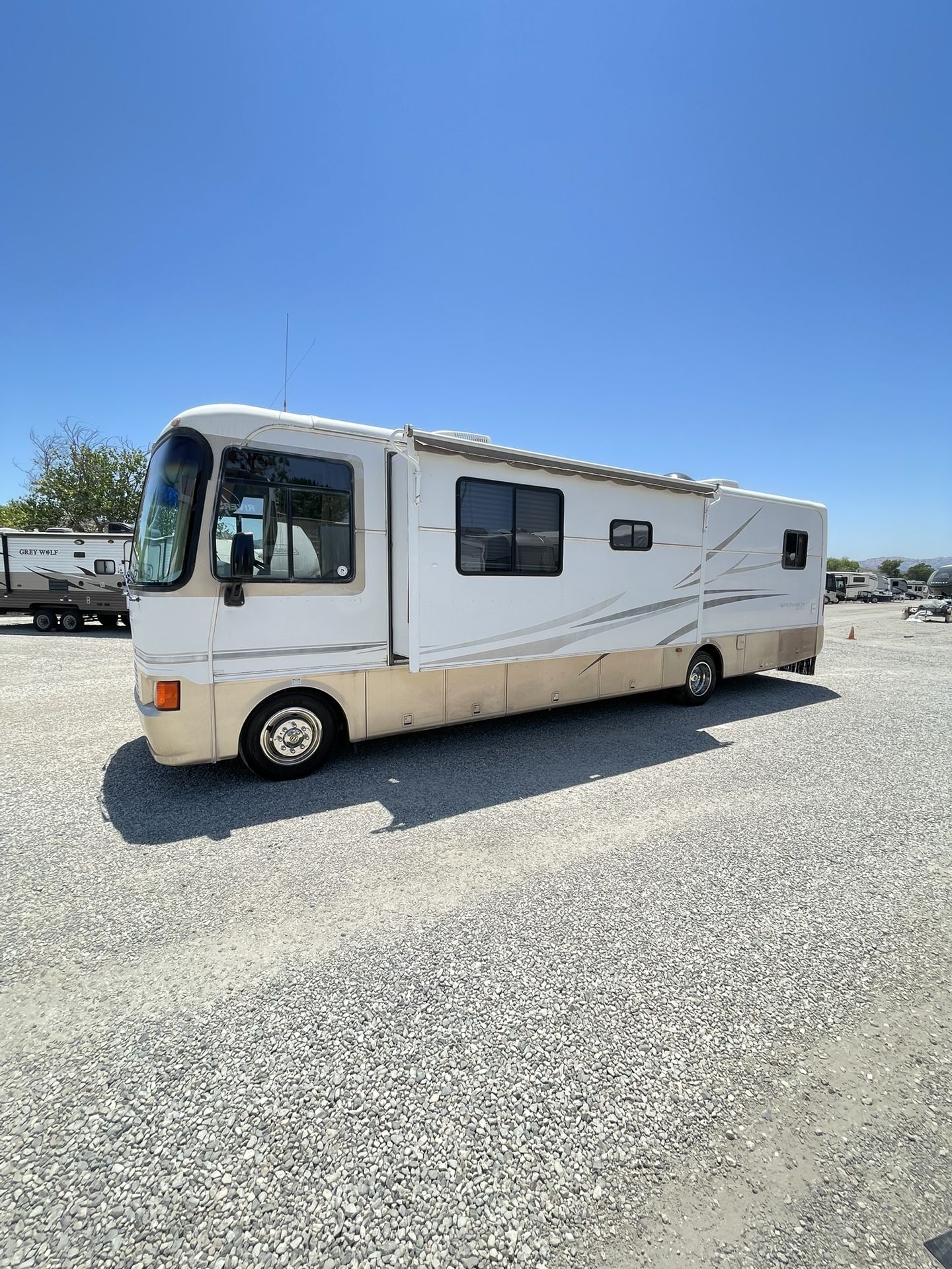 2000 Monaco Monarch