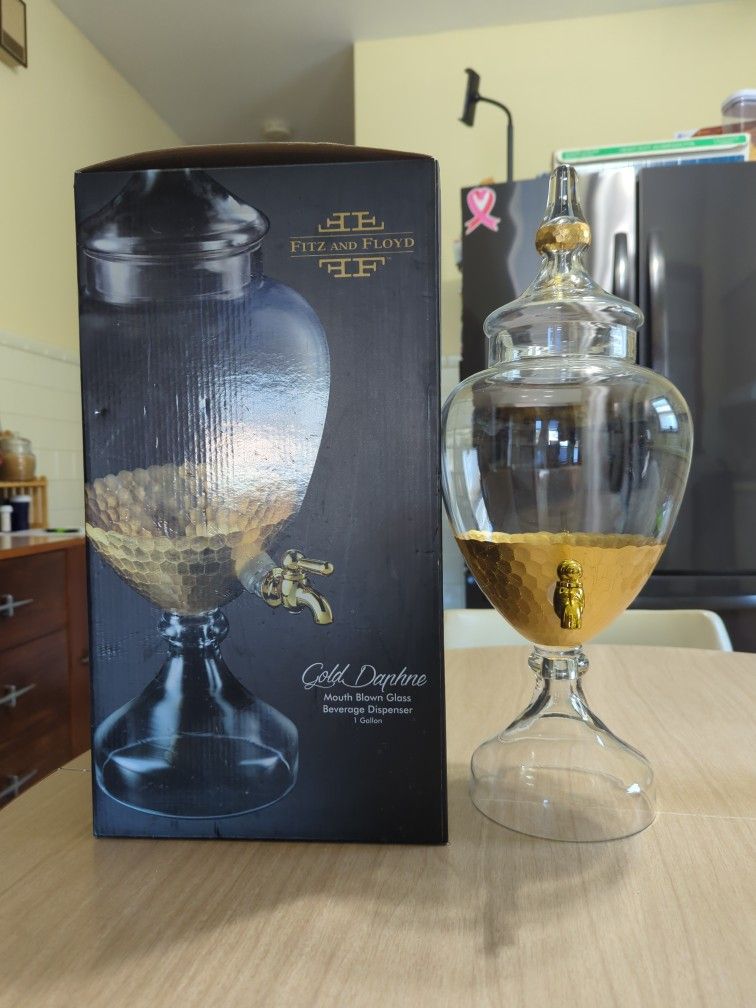 New Fitz And Floyd Gold Daphne 1 Gallon Beverage Dispenser. Hablo Español.
