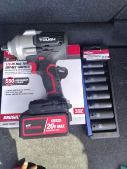 Impact drill bundle with sockets
