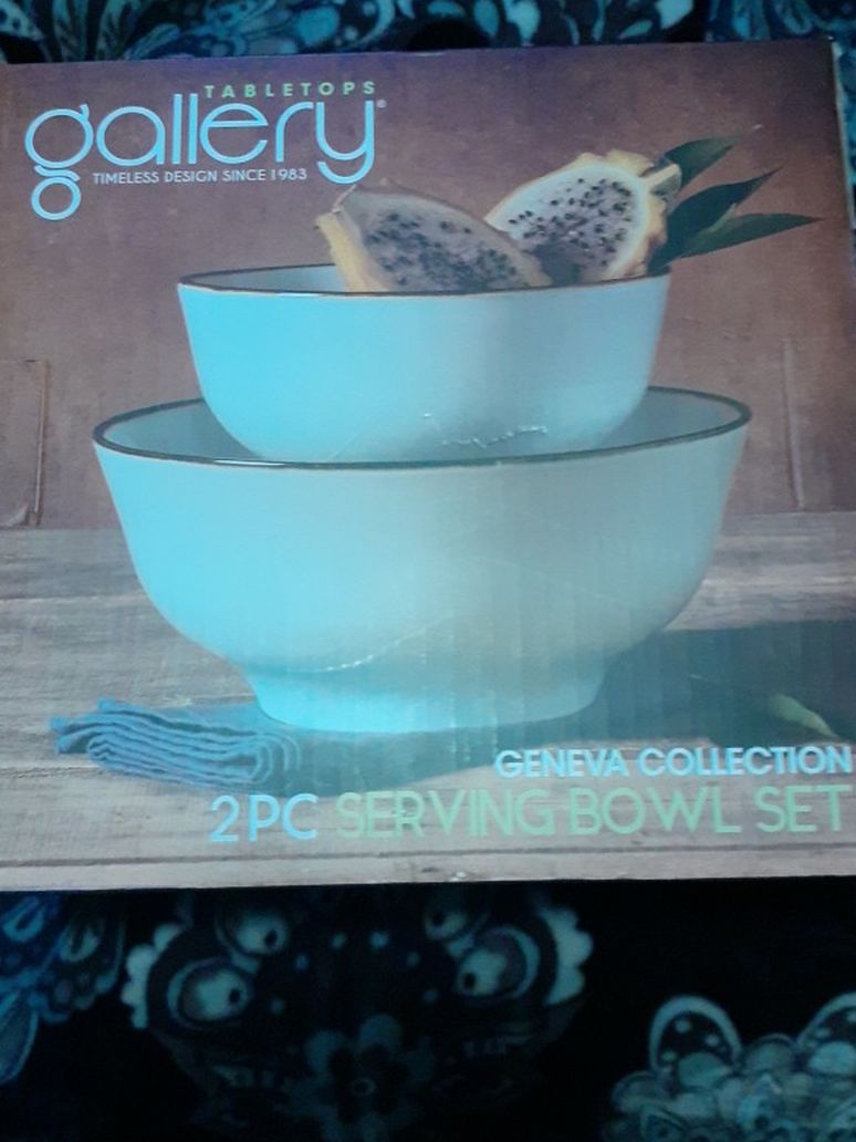 Serving Bowl Set NEW