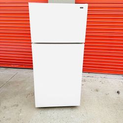 Refrigerator! Works perfectly! Apartment, condo, house, garage. Delivery available! Warranty replacement available!