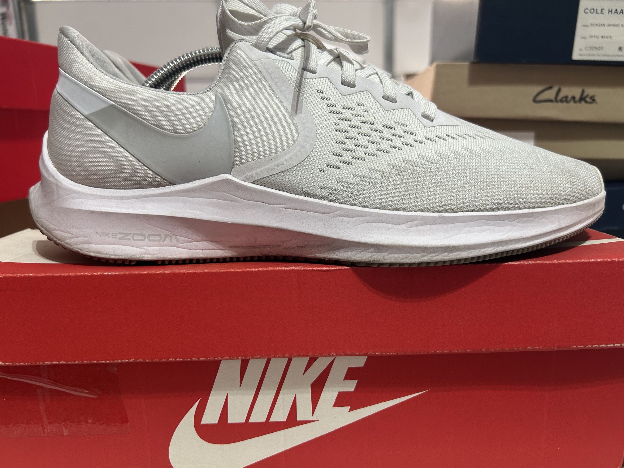 Nike Women’s Zoom Winflo 6