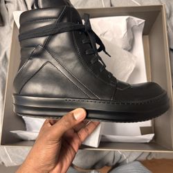 RICK OWENS Black Temple Geobasket Sneakers