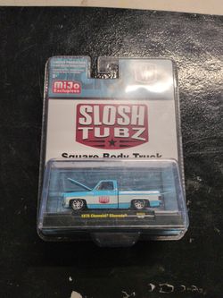 Slosh Tubz 1975 Chevrolet Silverado