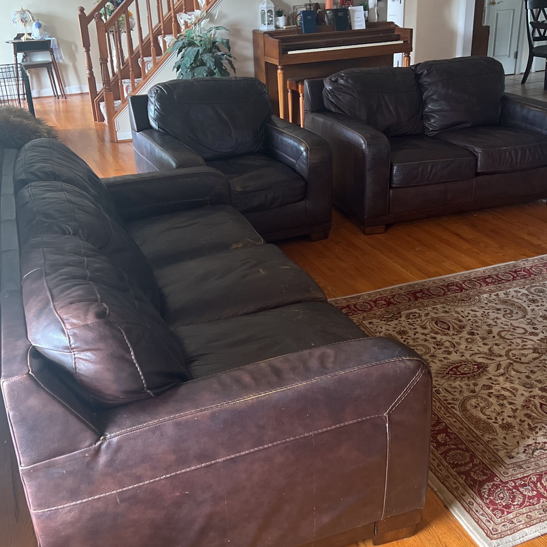 3 Piece Set Genuine Leather Sofa, Loveseat And Chair