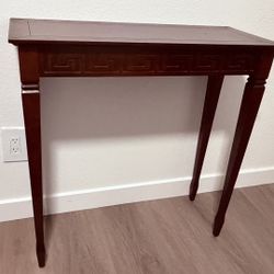 Bombay Co. Hallway / Entryway Table (2006)