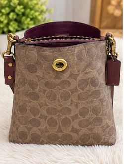 Coach Signature Bucket Bag
