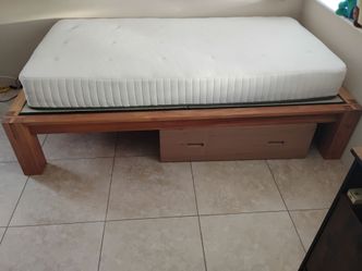 Non-toxic Japanese Tatami Twin Bedframe (from The Futon Shop)