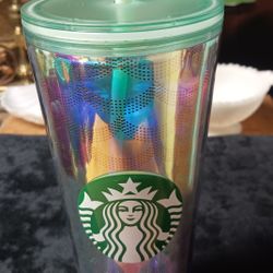Starbucks 24 oz Iridescent Gold Mermaid Siren Scales Traveler Tumbler Lid Straw