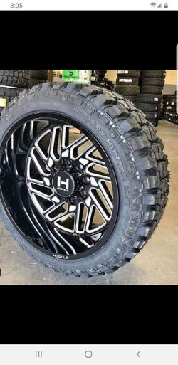 22x12 hostile jigsaw wheels with 33s