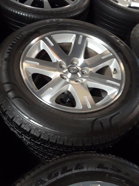 Buick Wheels Chrysler 200 Rims Pacifica Town And Country Chrysler 300 Lincoln MKZ Crown Victoria
