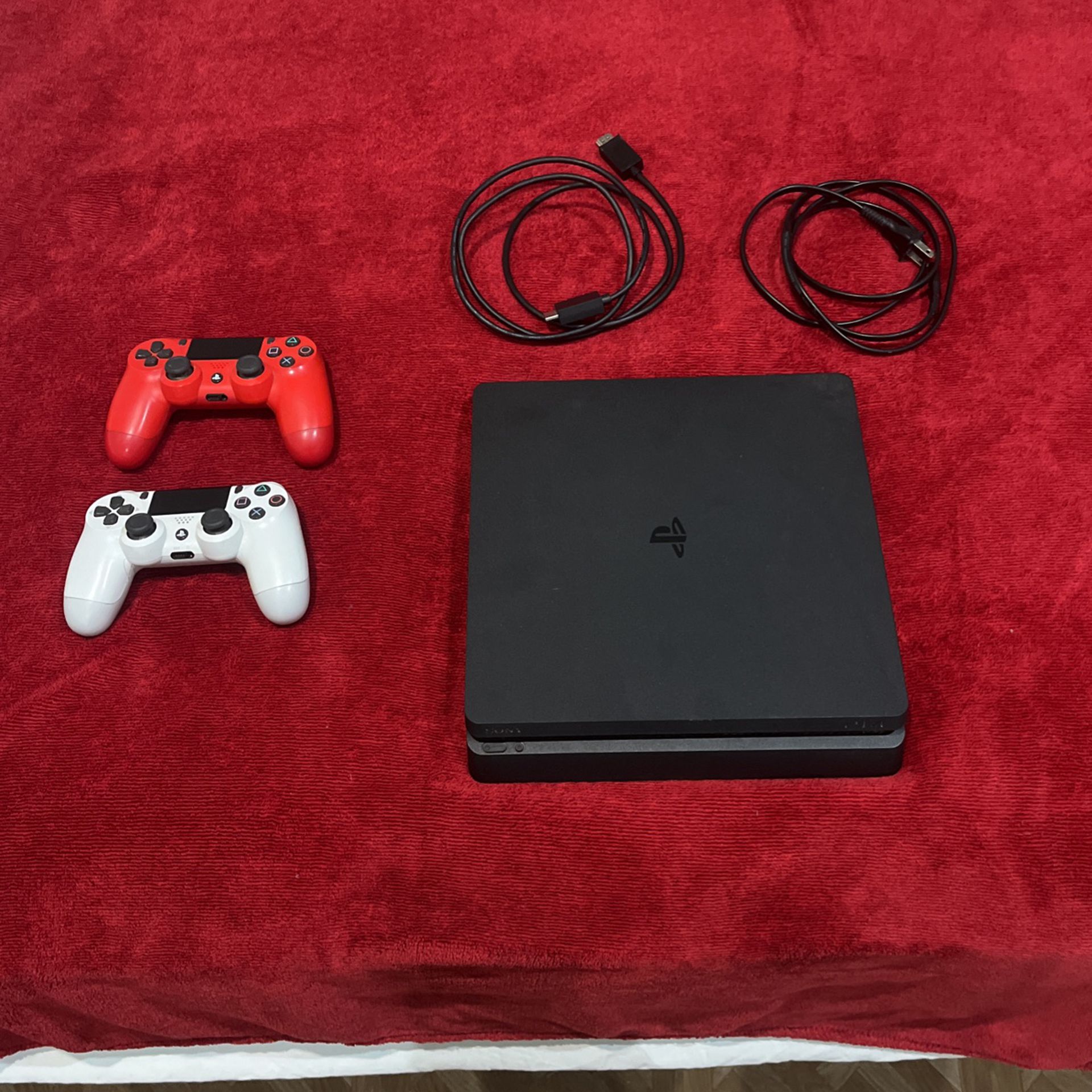 PlayStation 4 With 2 Controllers 