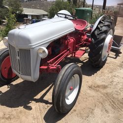1947 Ford  8N Tractor