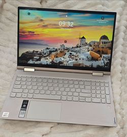 Lenovo Yoga C740 15.6” 2-in-1 Touchscreen Laptop – i5, 8GB RAM, 512GB SSD