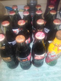 16 Coca-Cola collectable battles!!