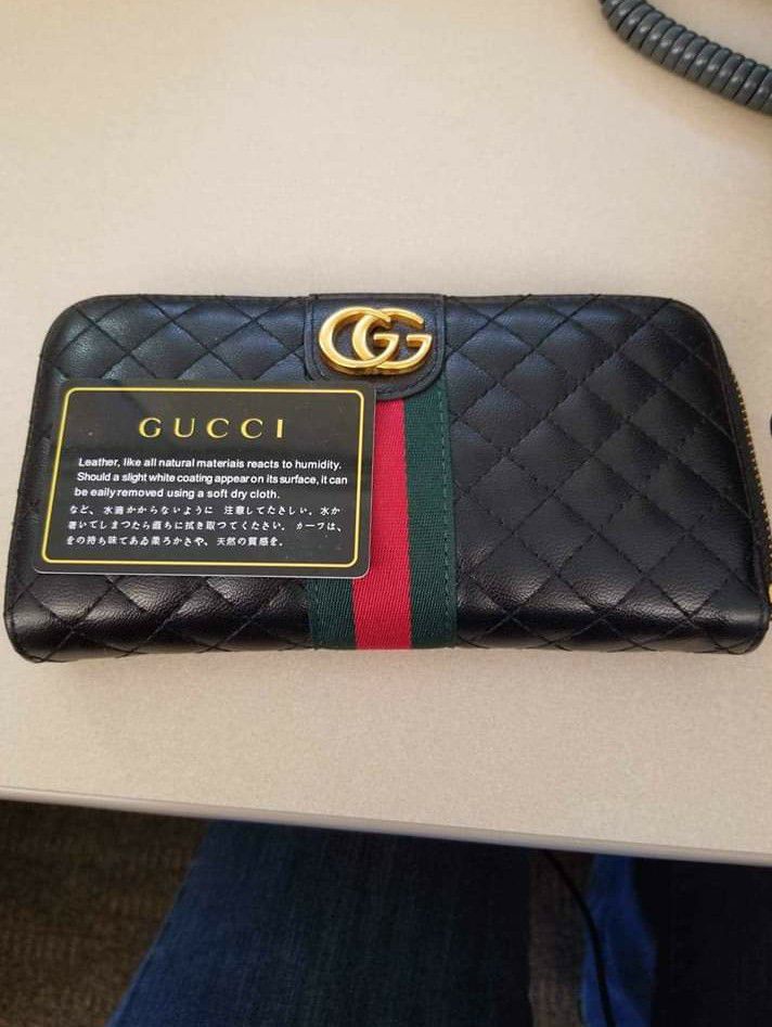 AUTHENTIC Gucci Wallet