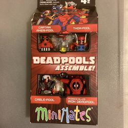 MINIMATES Marvel Deadpool Assembles DEADPOOL / THOR /CABLE /CAPTAIN AMERICA  4 Pack 