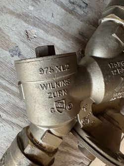 Zurn Wilkins 975XL2 2