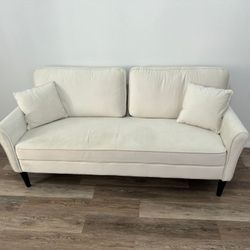 Nice Couch For A Small Apt Or  Room