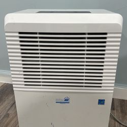 Dehumidifier 