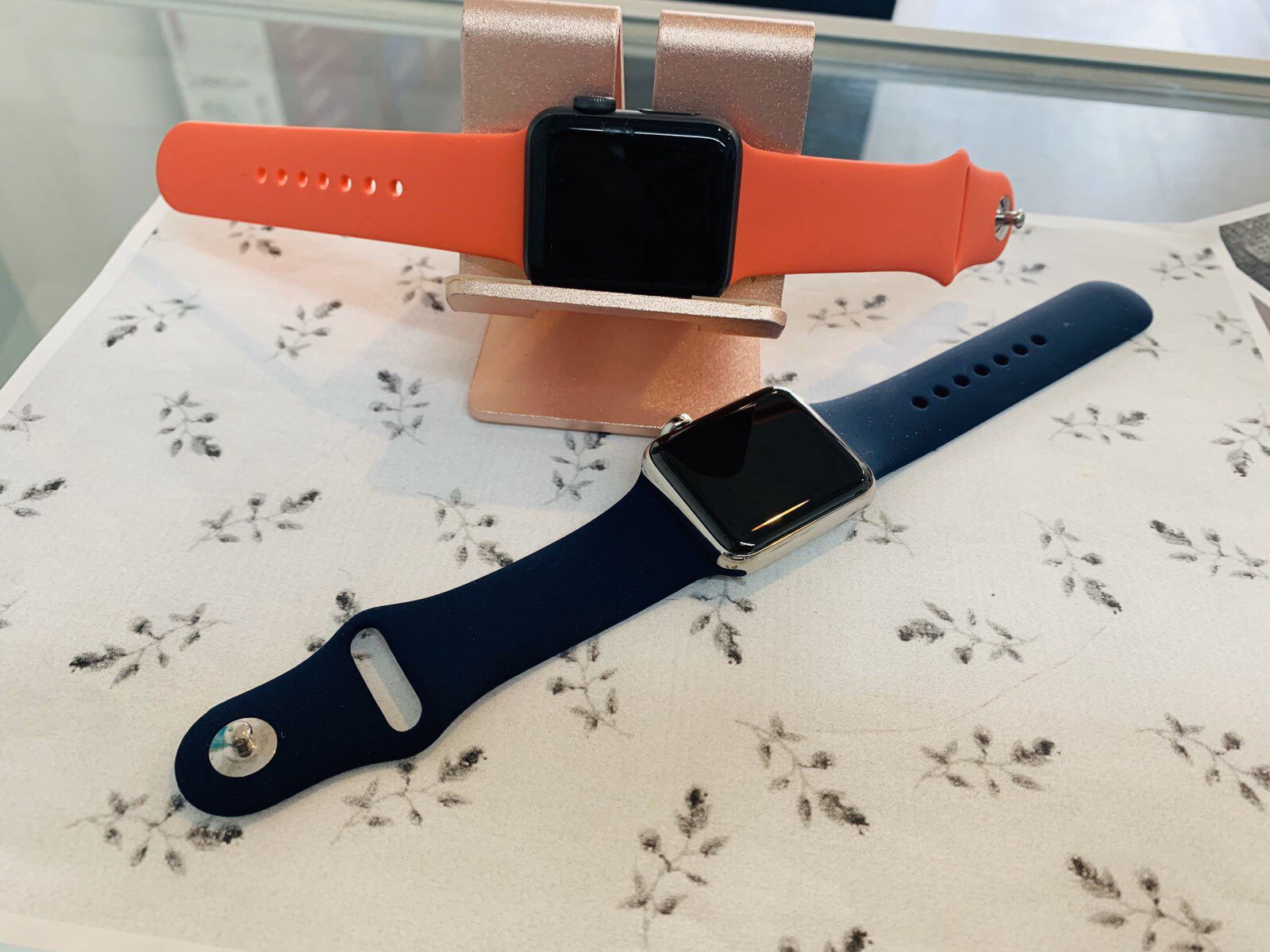 Apple Watch 3rd Series 38mm WiFi And Cellular Each