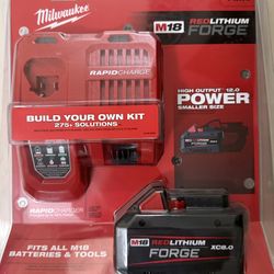 New Milwaukee M18 18-Volt Lithium-Ion REDLITHIUM FORGE Starter Kit with 8.0Ah Battery and Rapid Charger