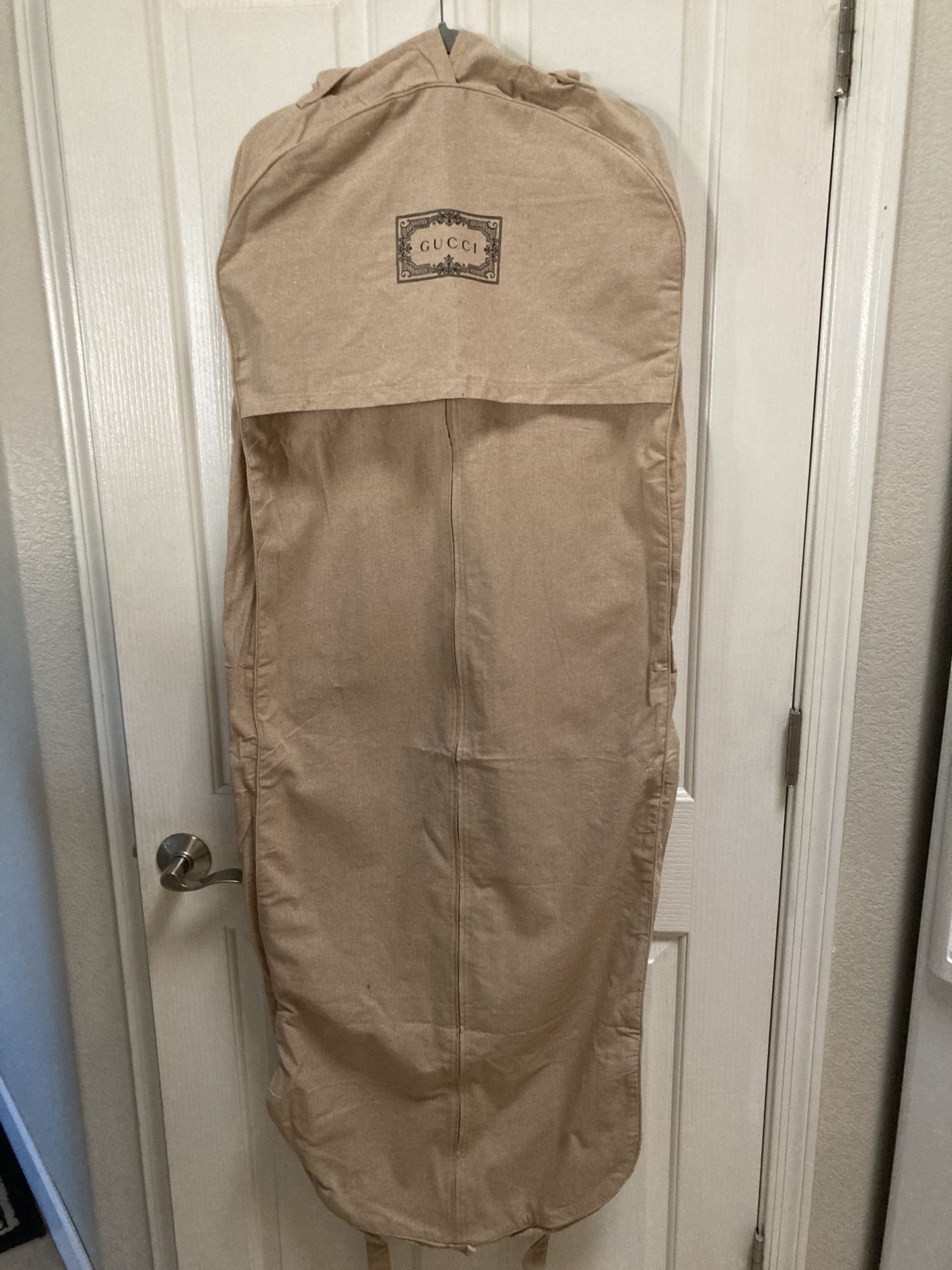 Gucci garment bag
