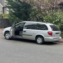 2003 Dodge Grand Caravan