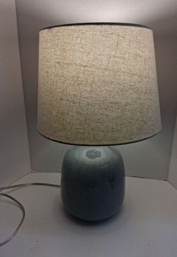 table lamp $30 FIRM