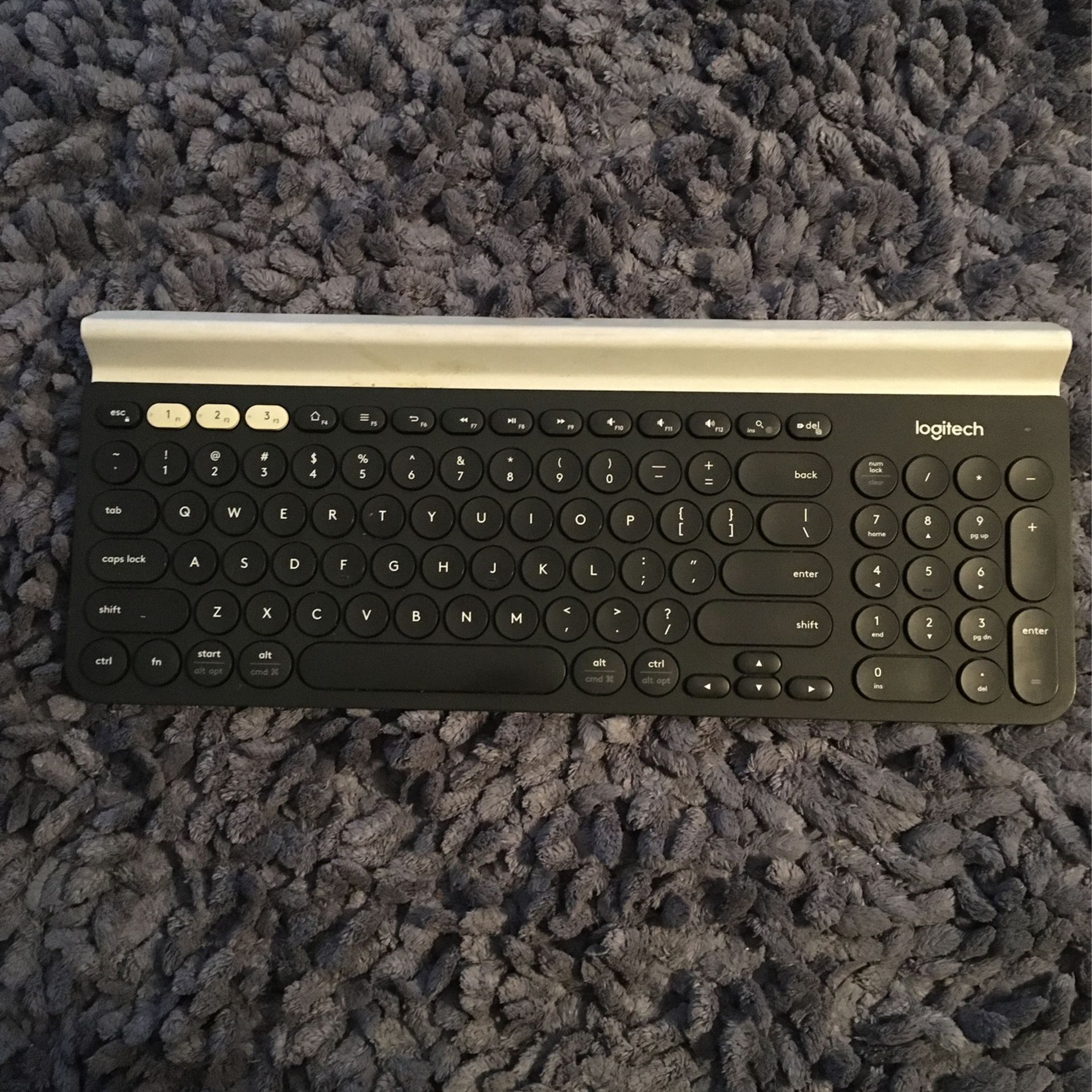 Logitech Bluetooth Keyboard. K780