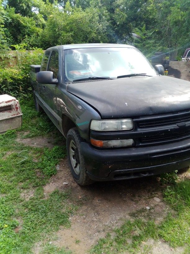 Motor Tapping For Sale 2001 Z71 Silverado 1000$ 