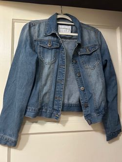 Long sleeve denim jacket Small