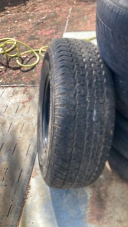 6 lugs rims and tire