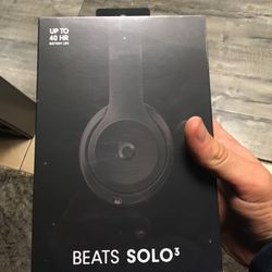 Beats Solo3 Wireless Headphones 