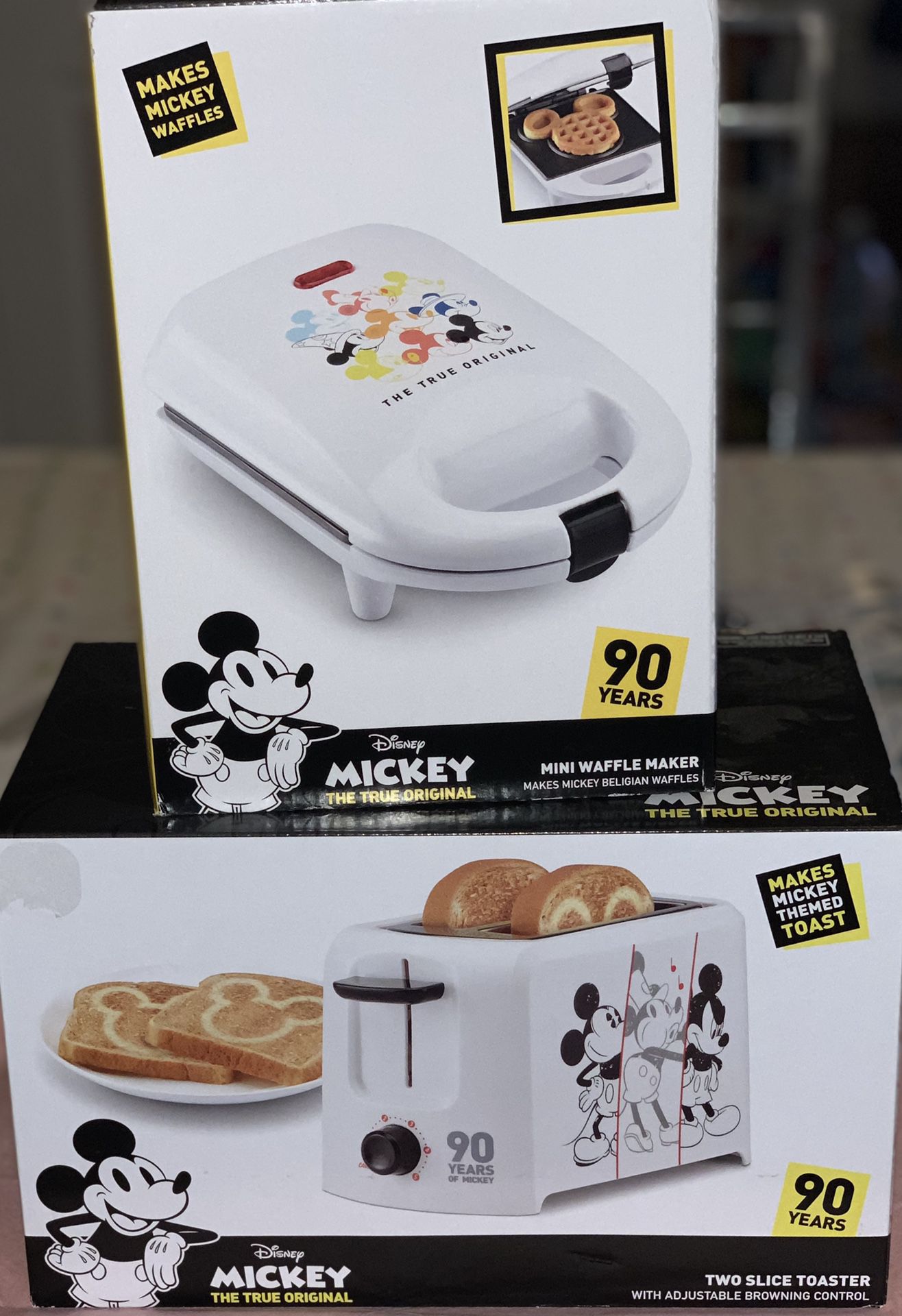 Mini Waffle Maker & Toaster