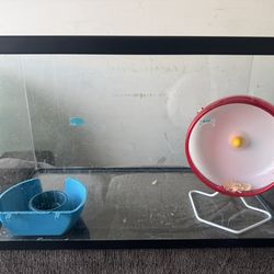 Hamster cage w wheel
