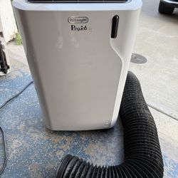 Air Conditioner 12,500 BTU 