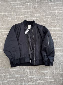 Brand New Abercrombie Woman's Bomber Jacket XL