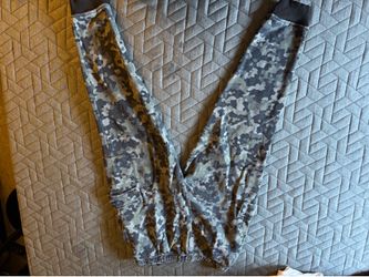 Camouflage sweatpants M
