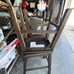 4 nice k stools counter size no damage almost brand new