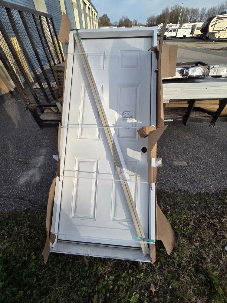Exterior Fiberglass Left Inswing 32x80