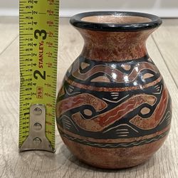 Chorotega pottery vase from Costa Rica